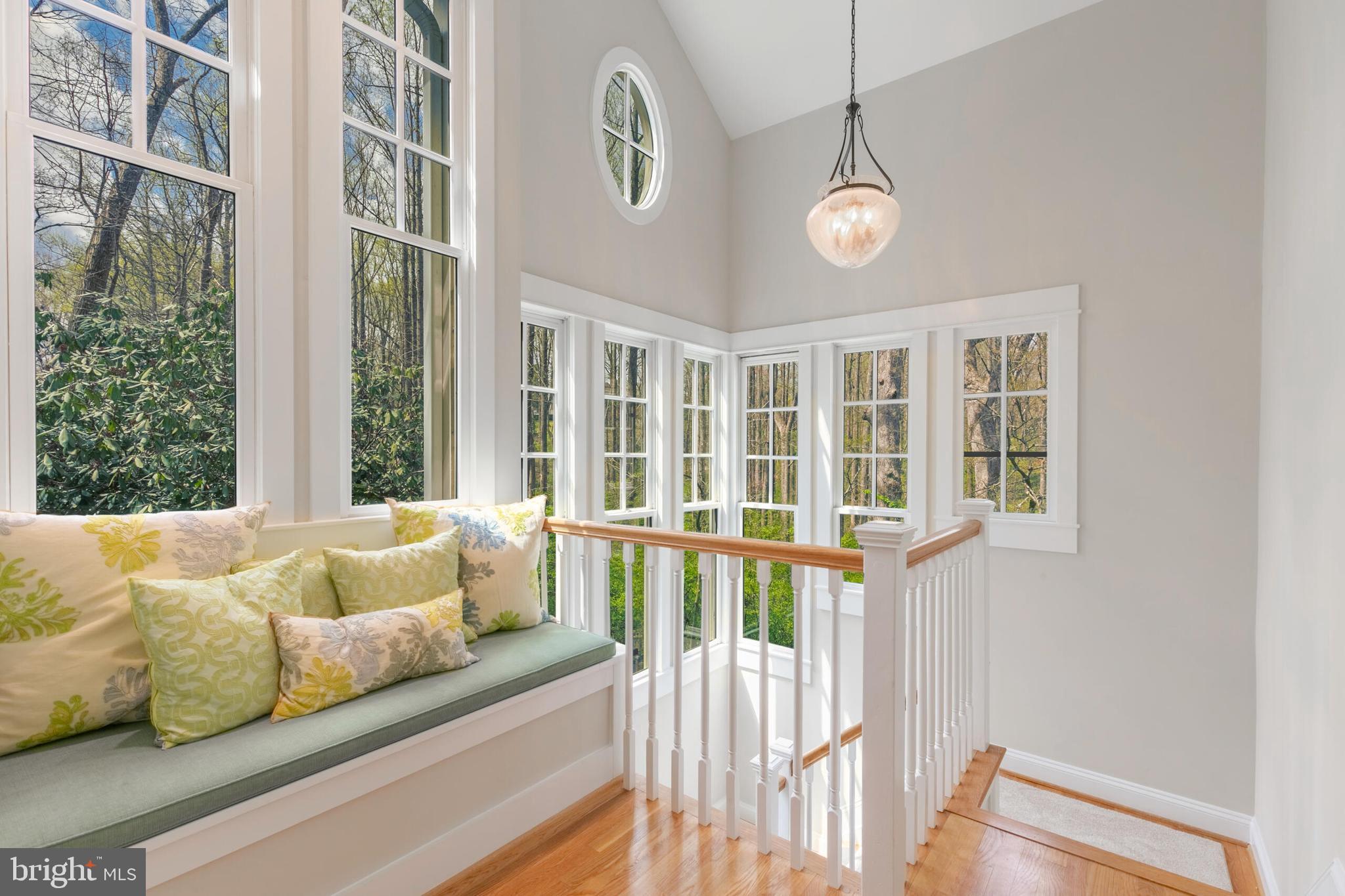 910 Peacock Station Rd