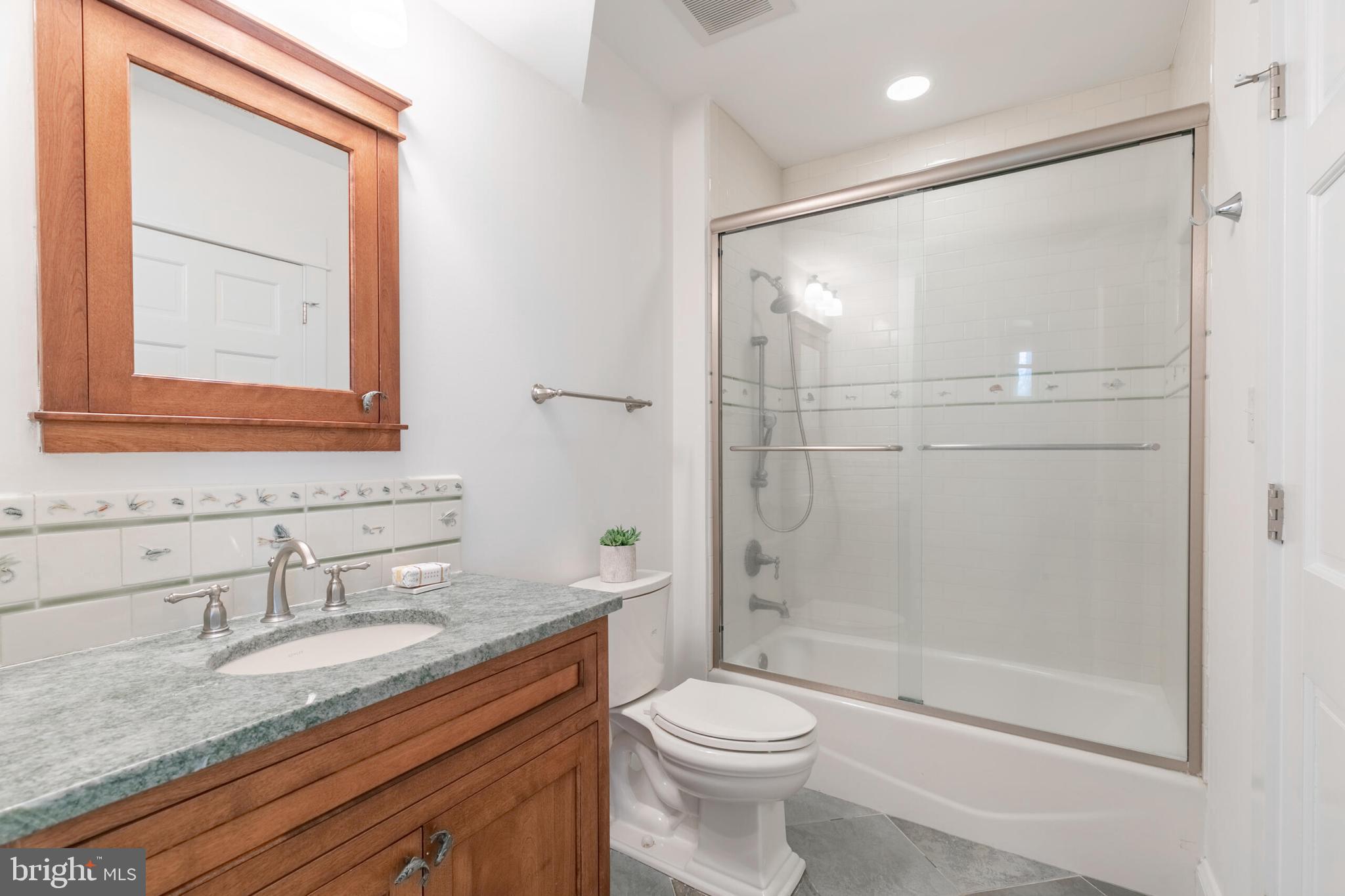 910 Peacock Station Rd