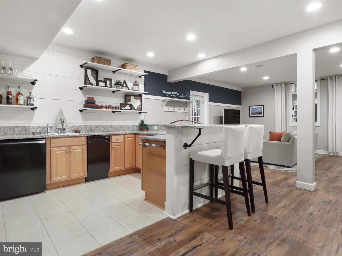 8895 Olive Mae Cir
