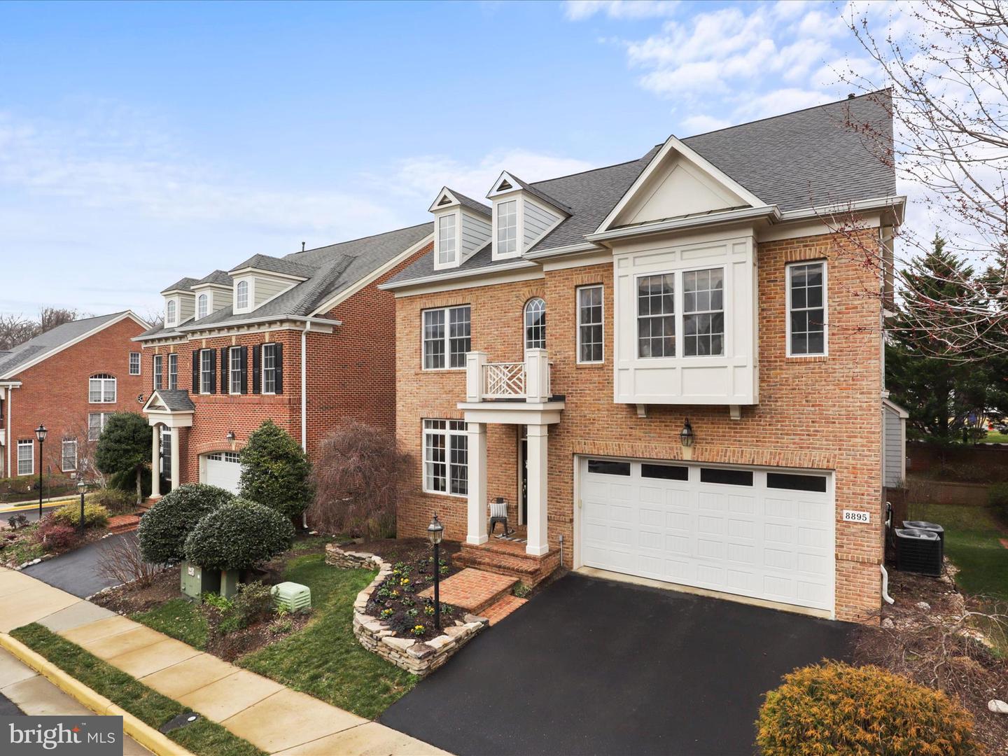 8895 Olive Mae Cir