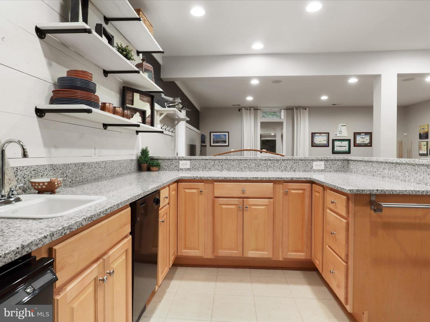 8895 Olive Mae Cir