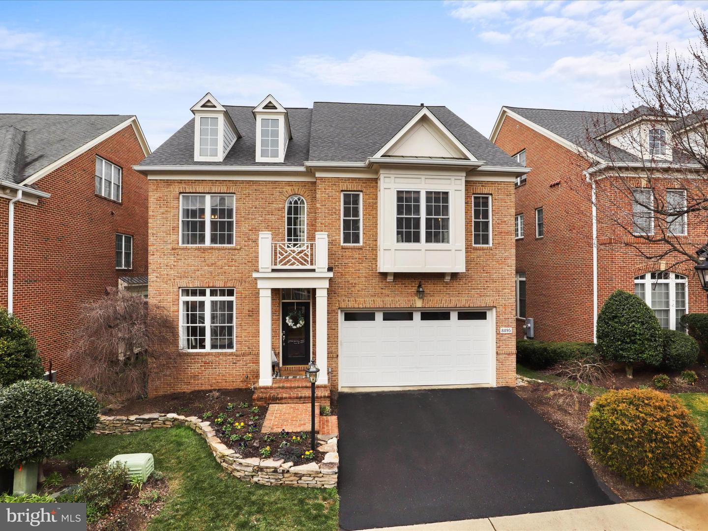 8895 Olive Mae Cir