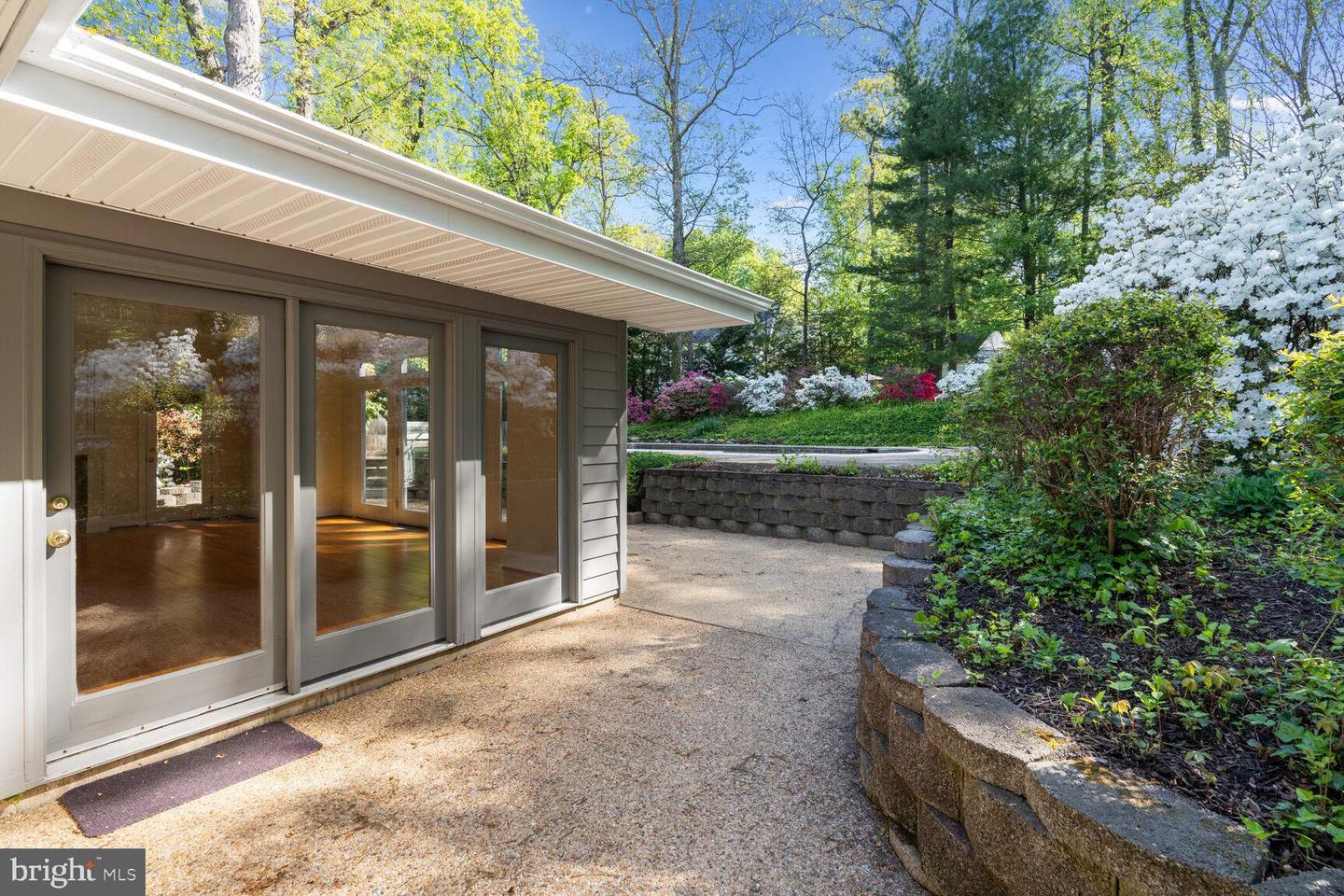 7418 Dulany Dr