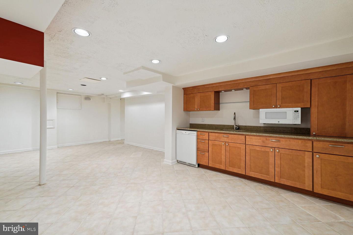 7418 Dulany Dr
