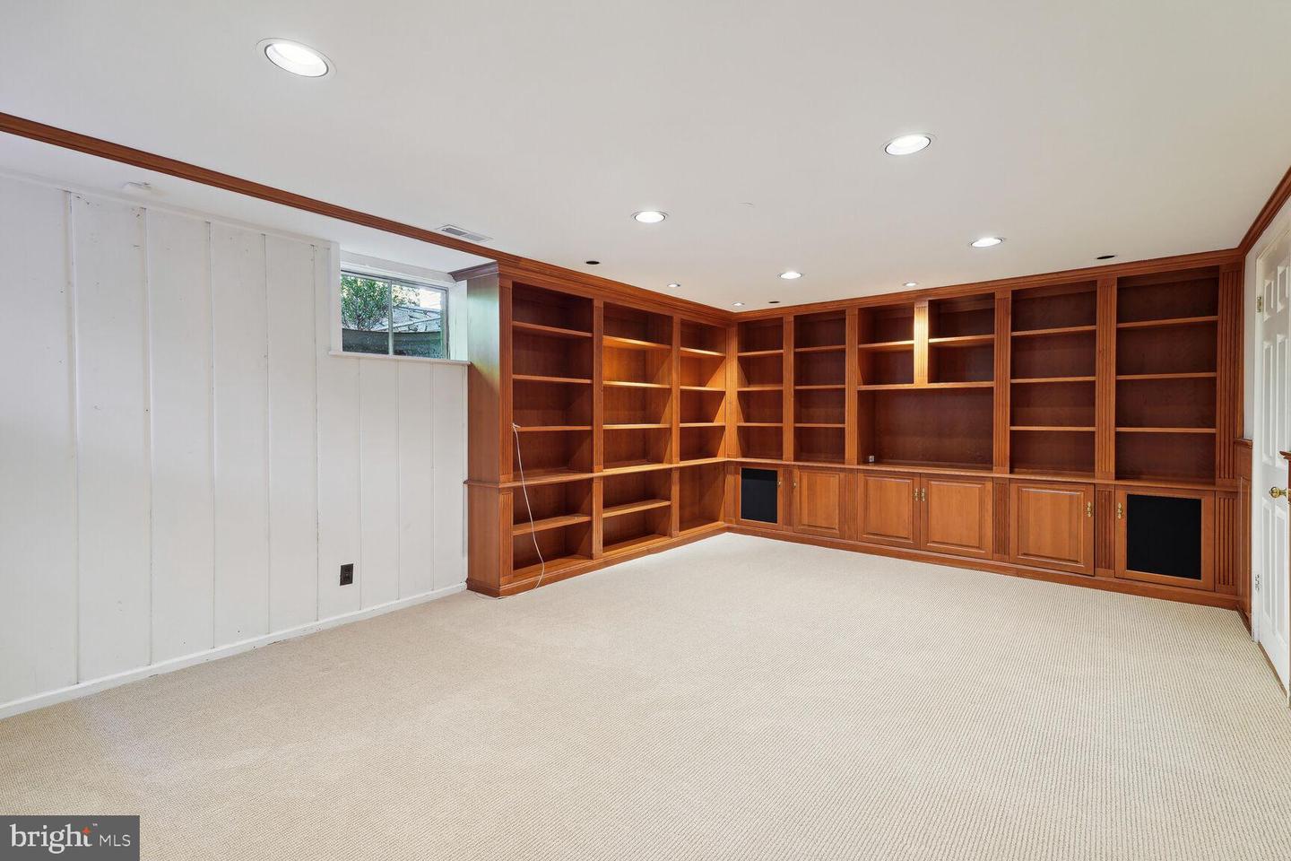 7418 Dulany Dr