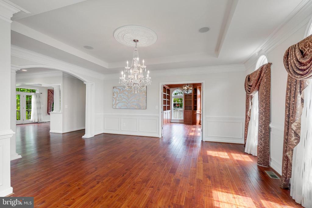1271 Kensington Rd