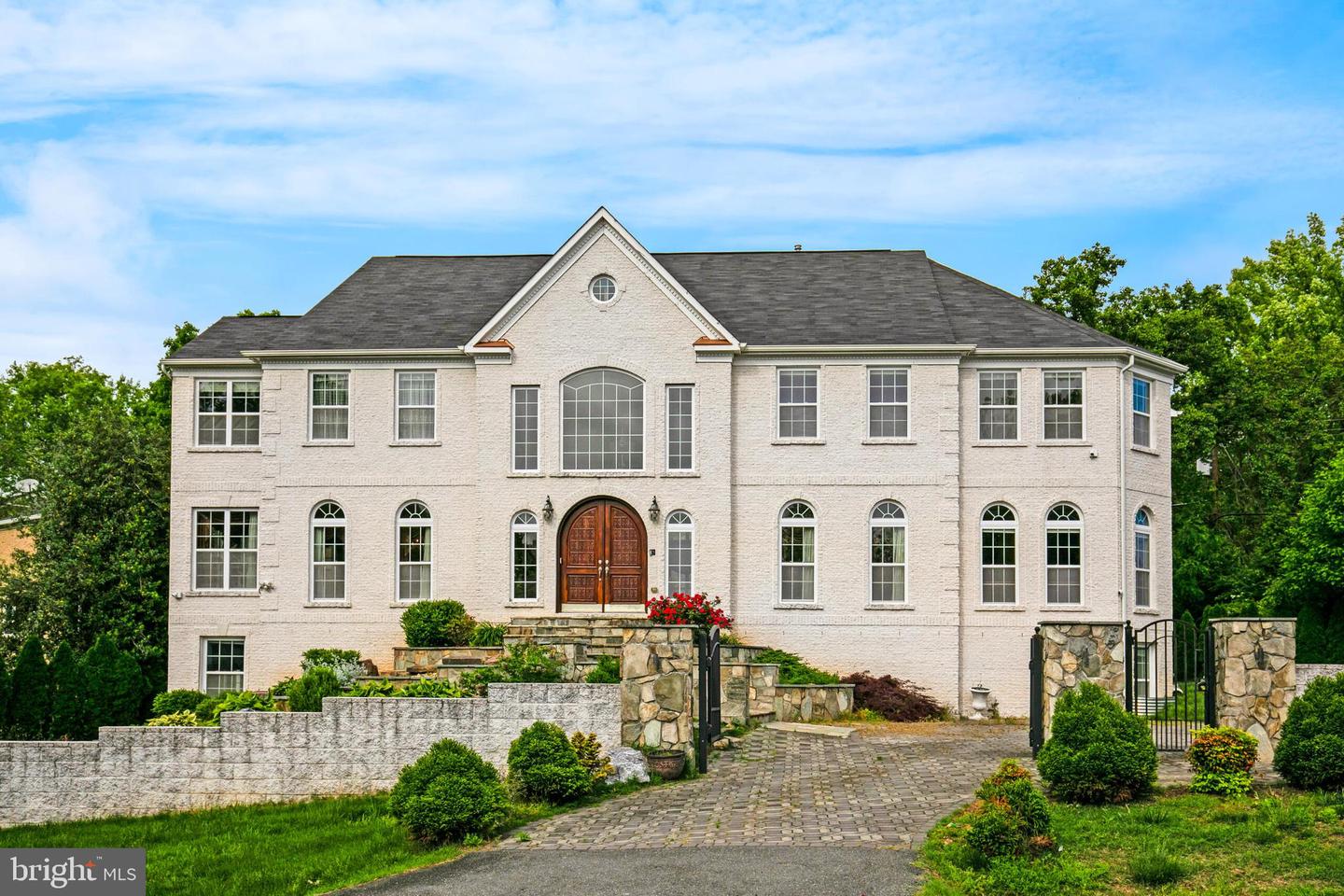 1271 Kensington Rd