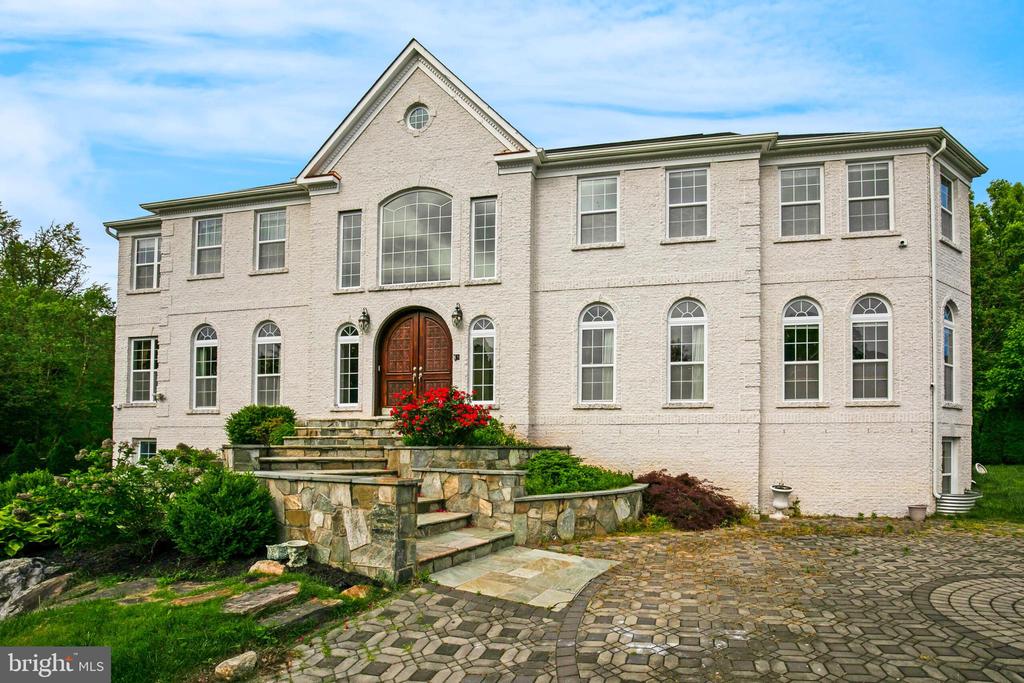 1271 Kensington Rd