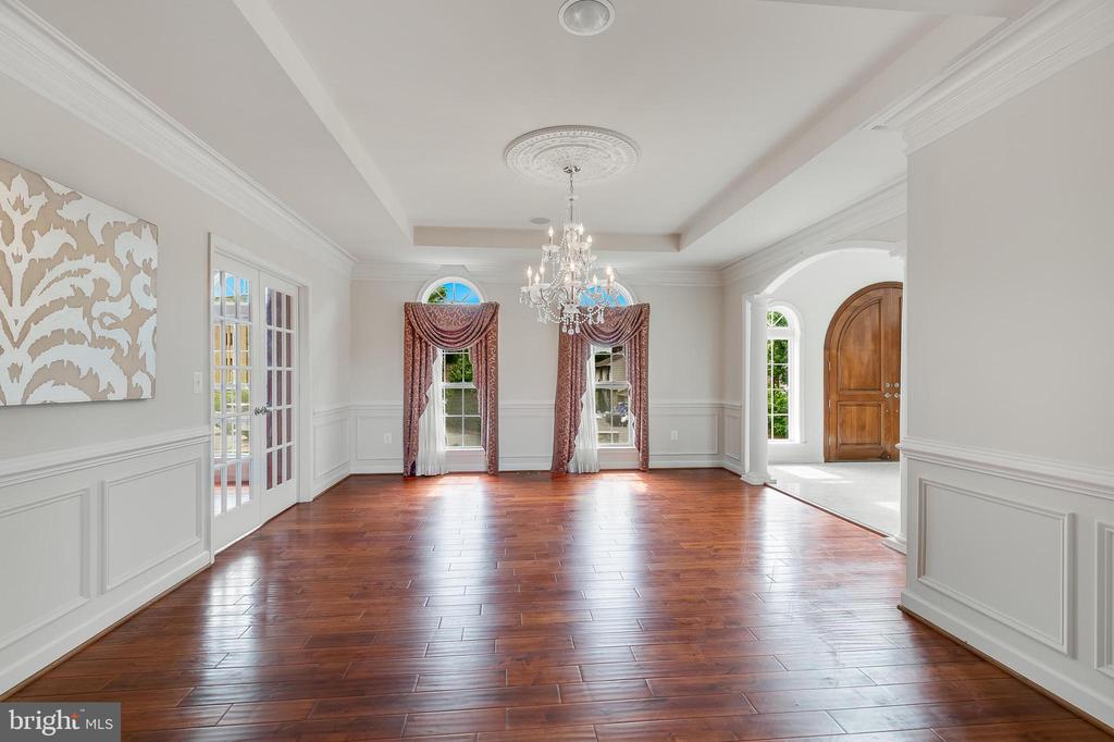 1271 Kensington Rd
