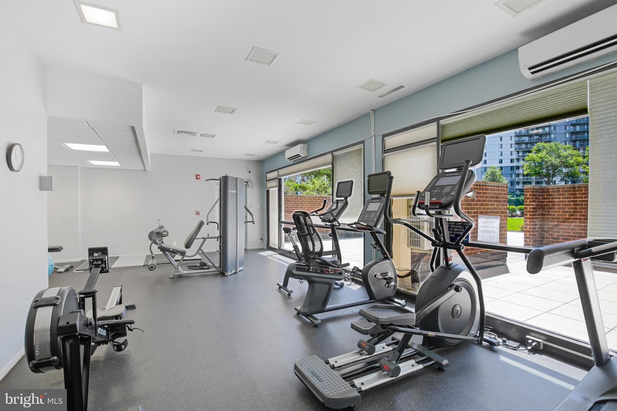 6800 Fleetwood Rd #802