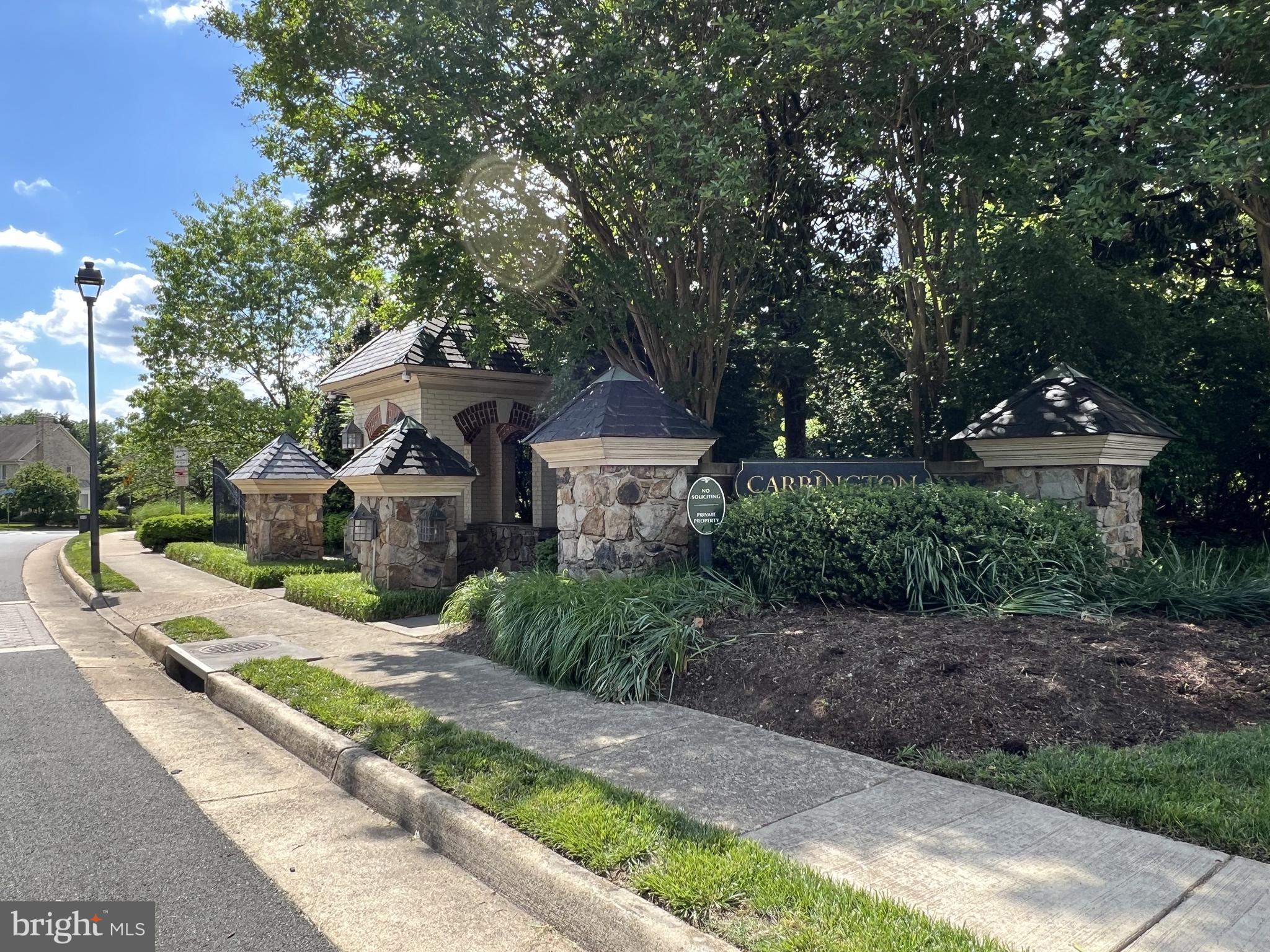 1444 Carrington Ridge Ln