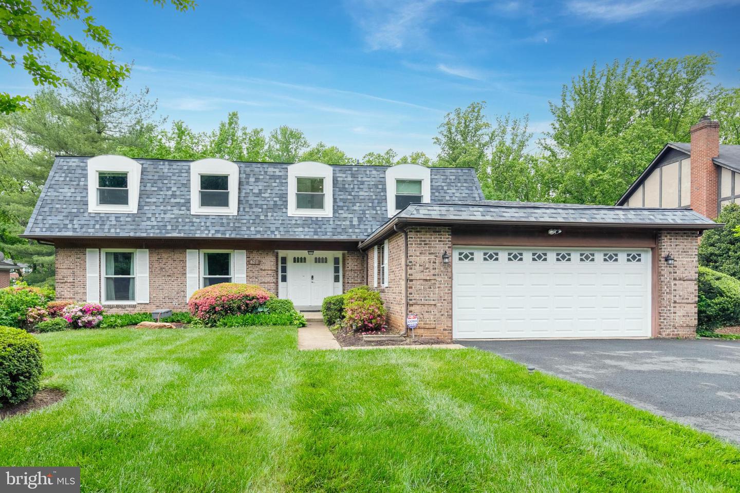 820 Ridge Dr