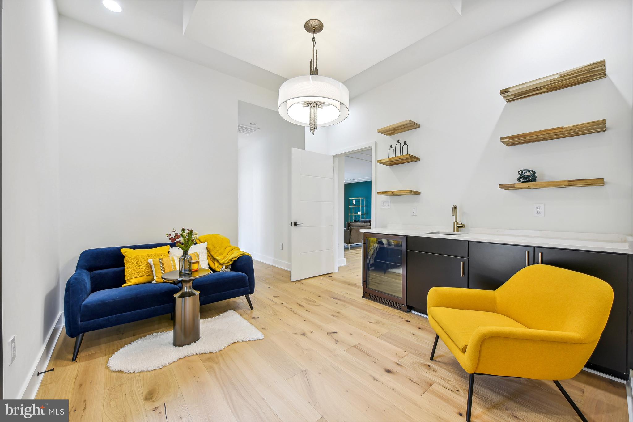 7102 Capitol View Dr
