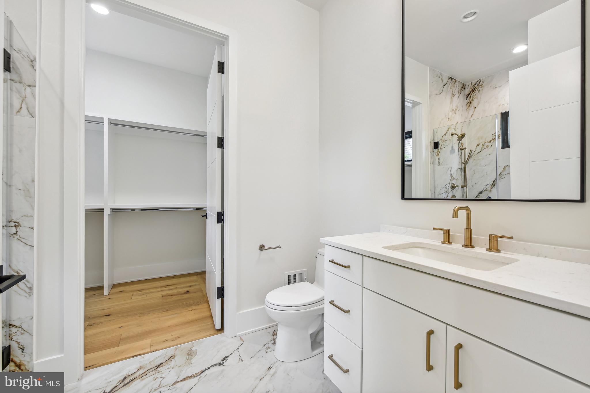 7102 Capitol View Dr