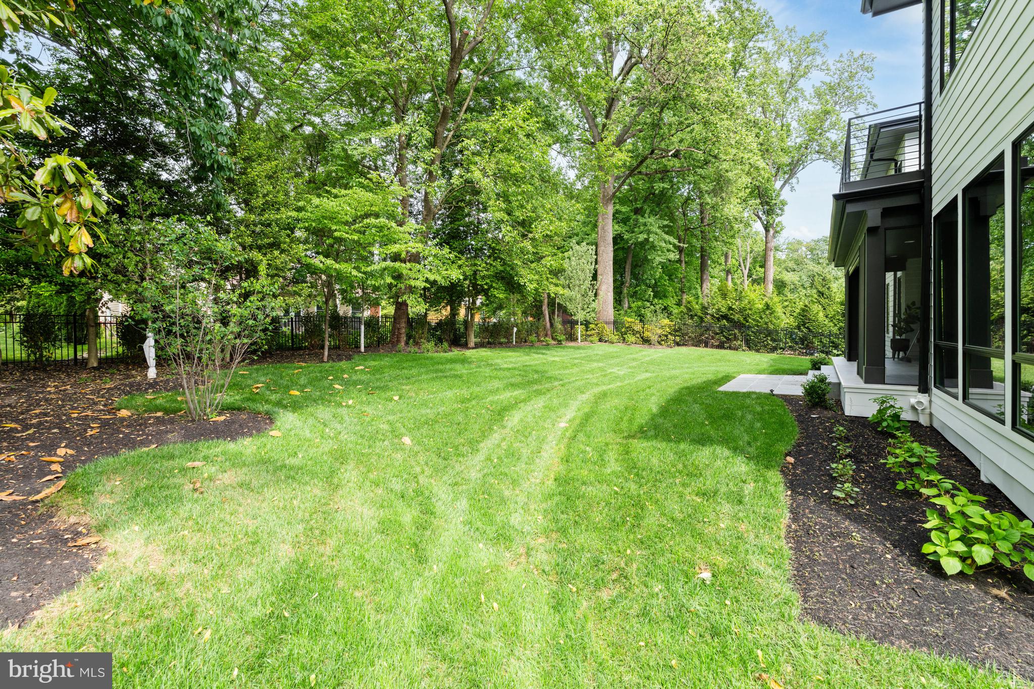 7102 Capitol View Dr