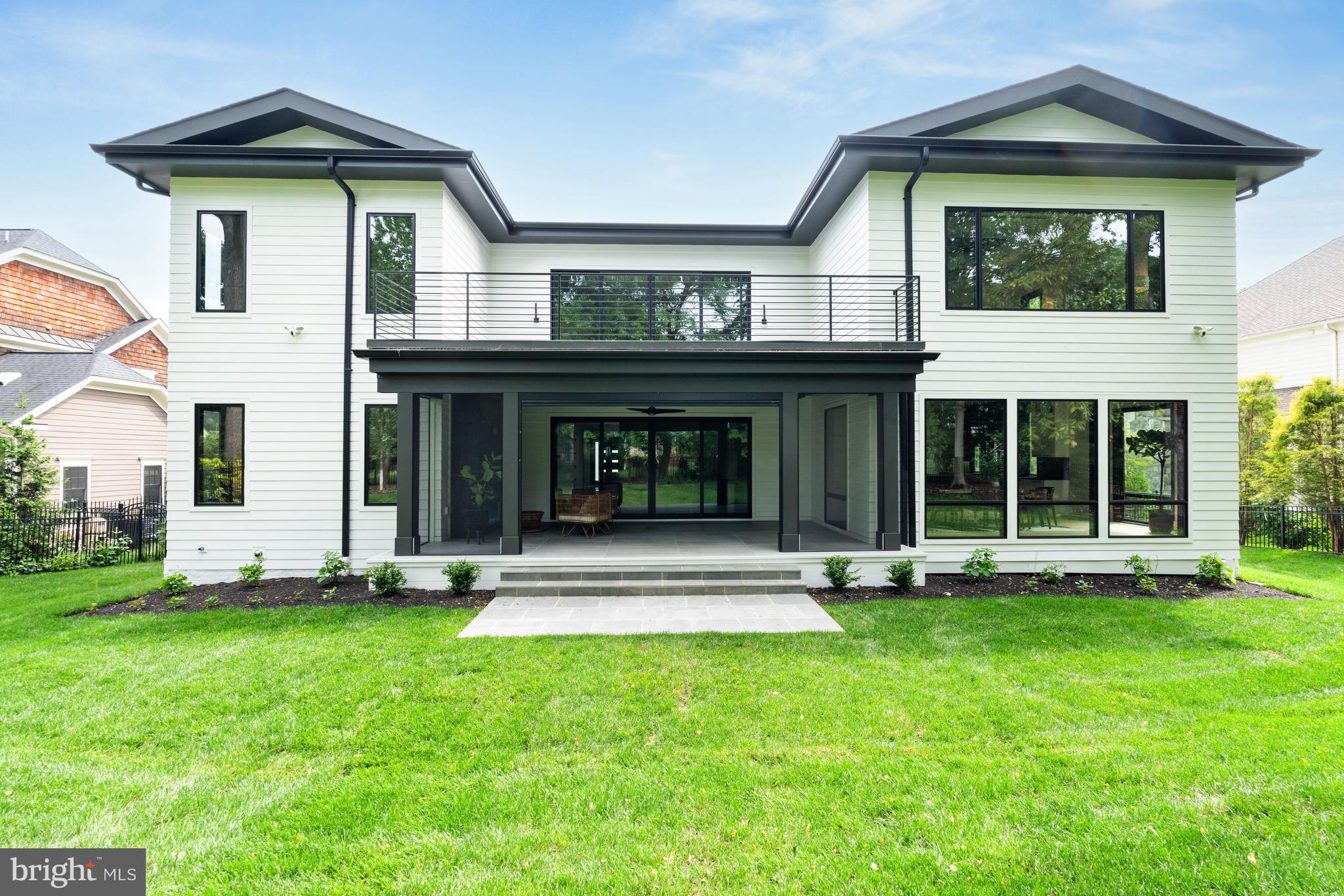 7102 Capitol View Dr