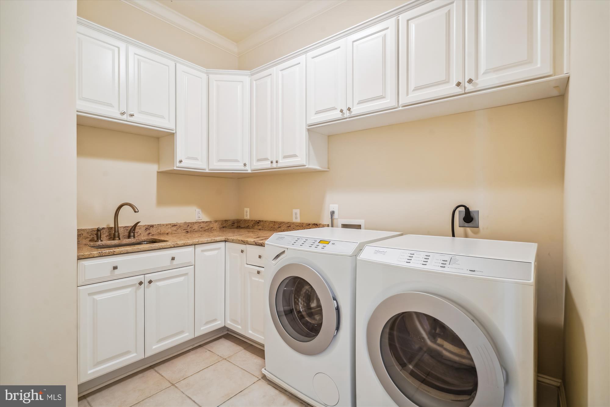 7811 Langley Ridge Rd