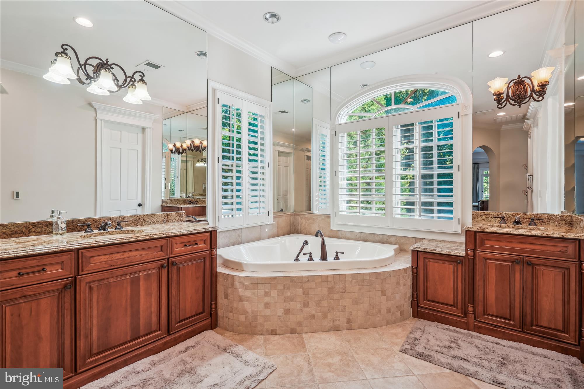 7811 Langley Ridge Rd