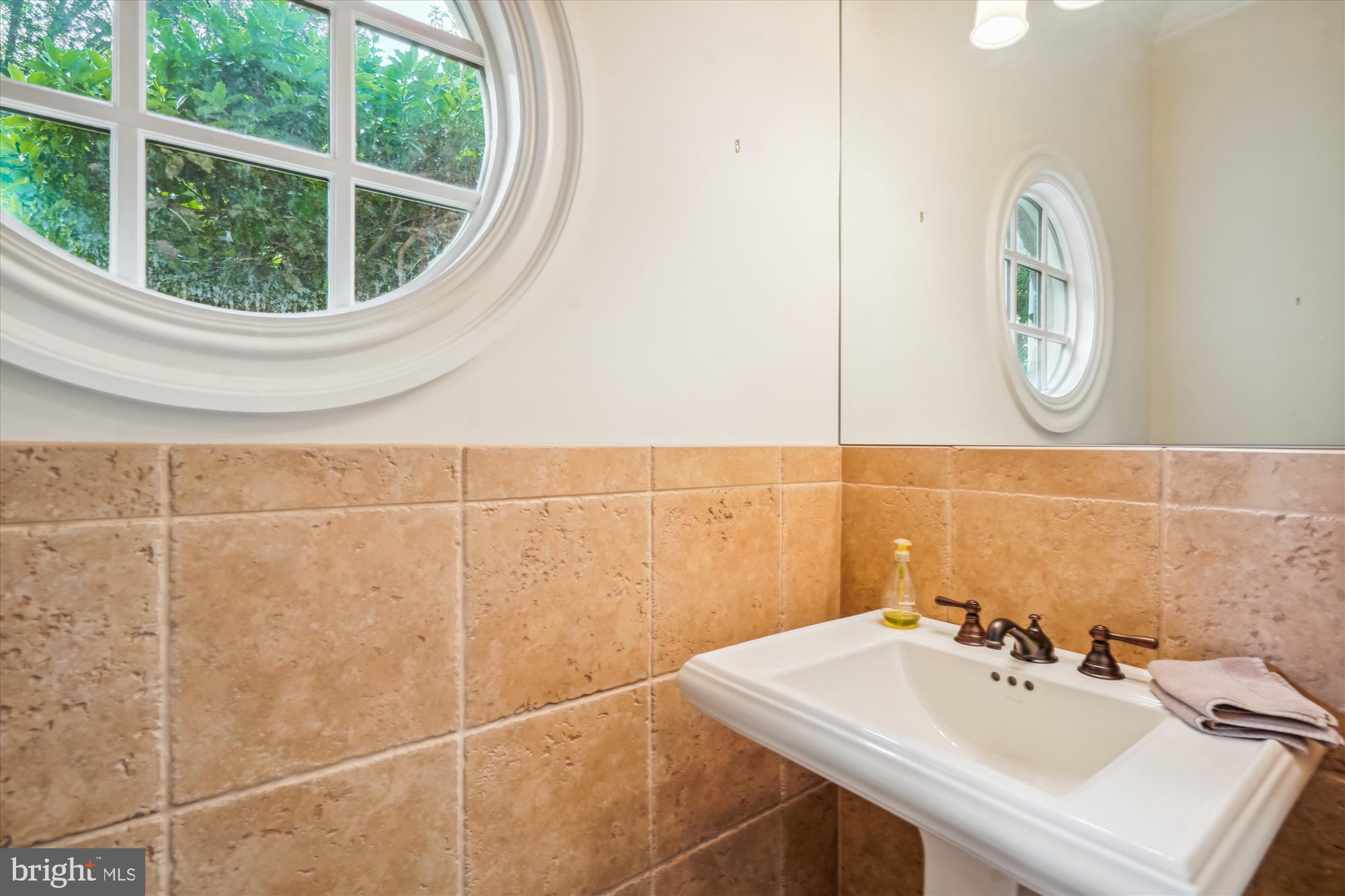 7811 Langley Ridge Rd