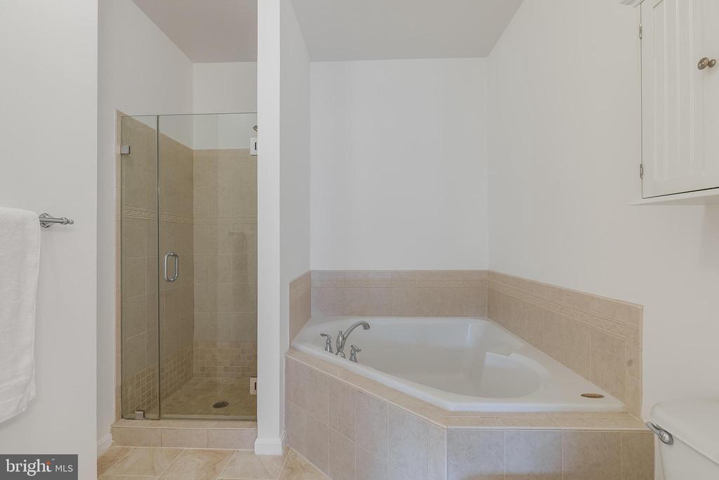 2653 Park Tower Dr #312