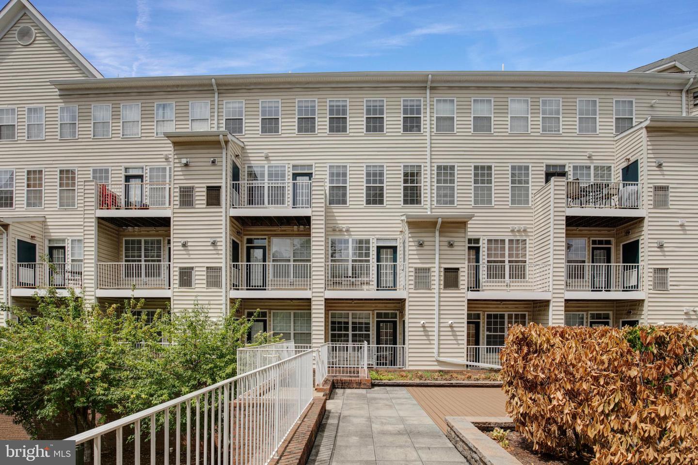 2653 Park Tower Dr #312