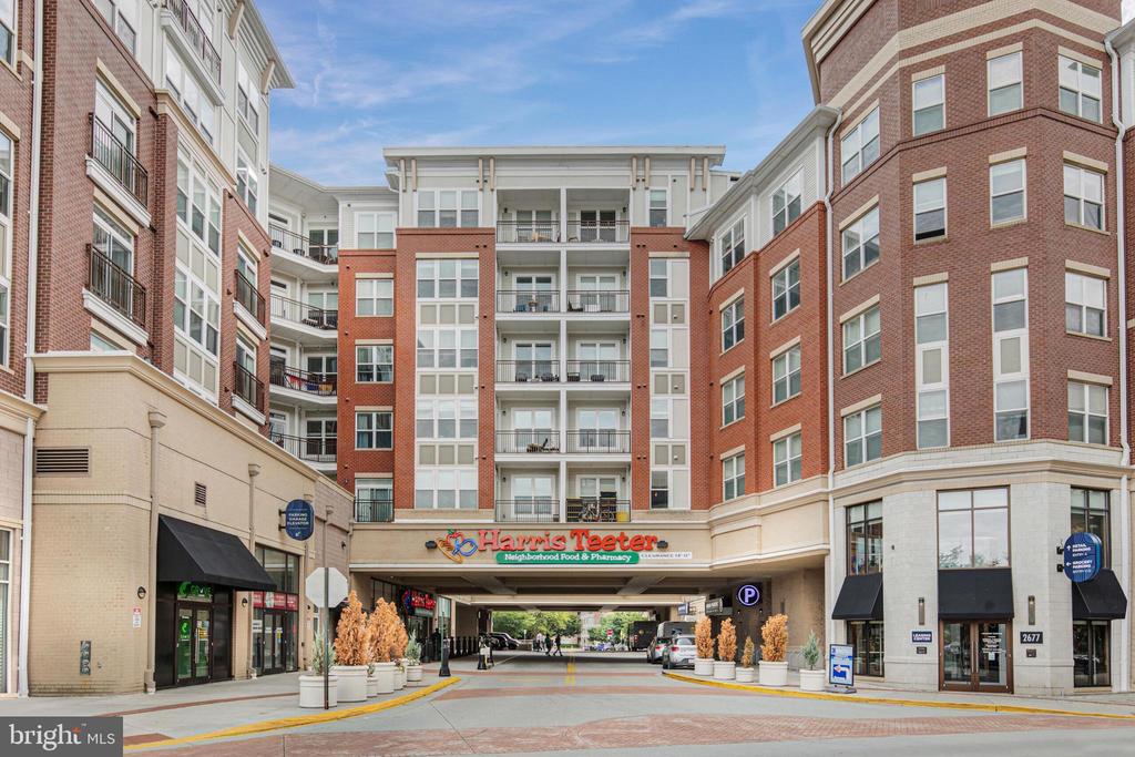 2653 Park Tower Dr #312