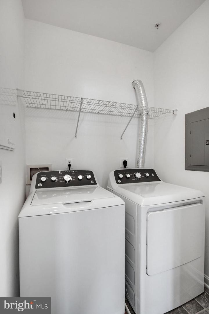 2653 Park Tower Dr #312