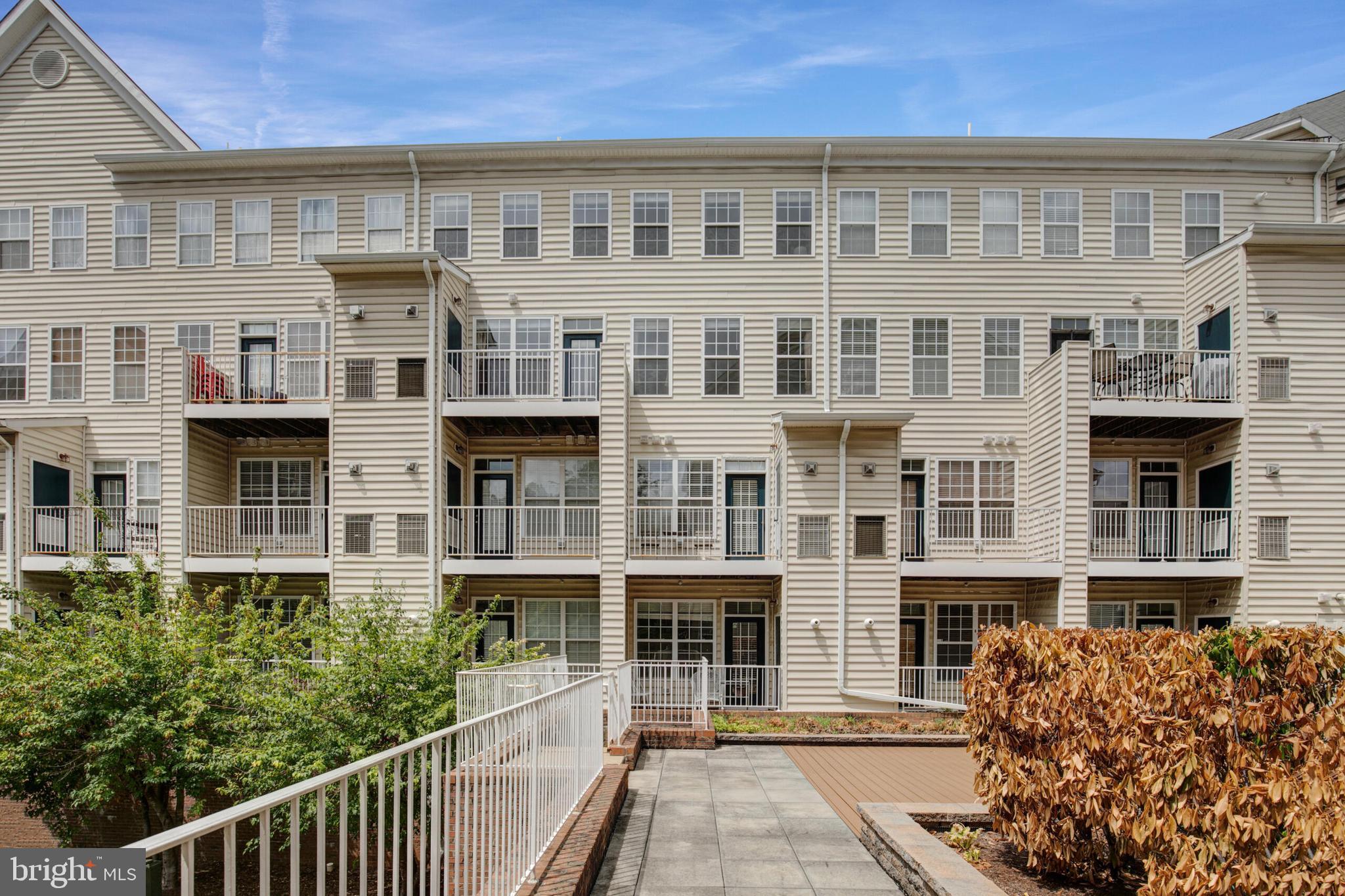 2653 Park Tower Dr #312