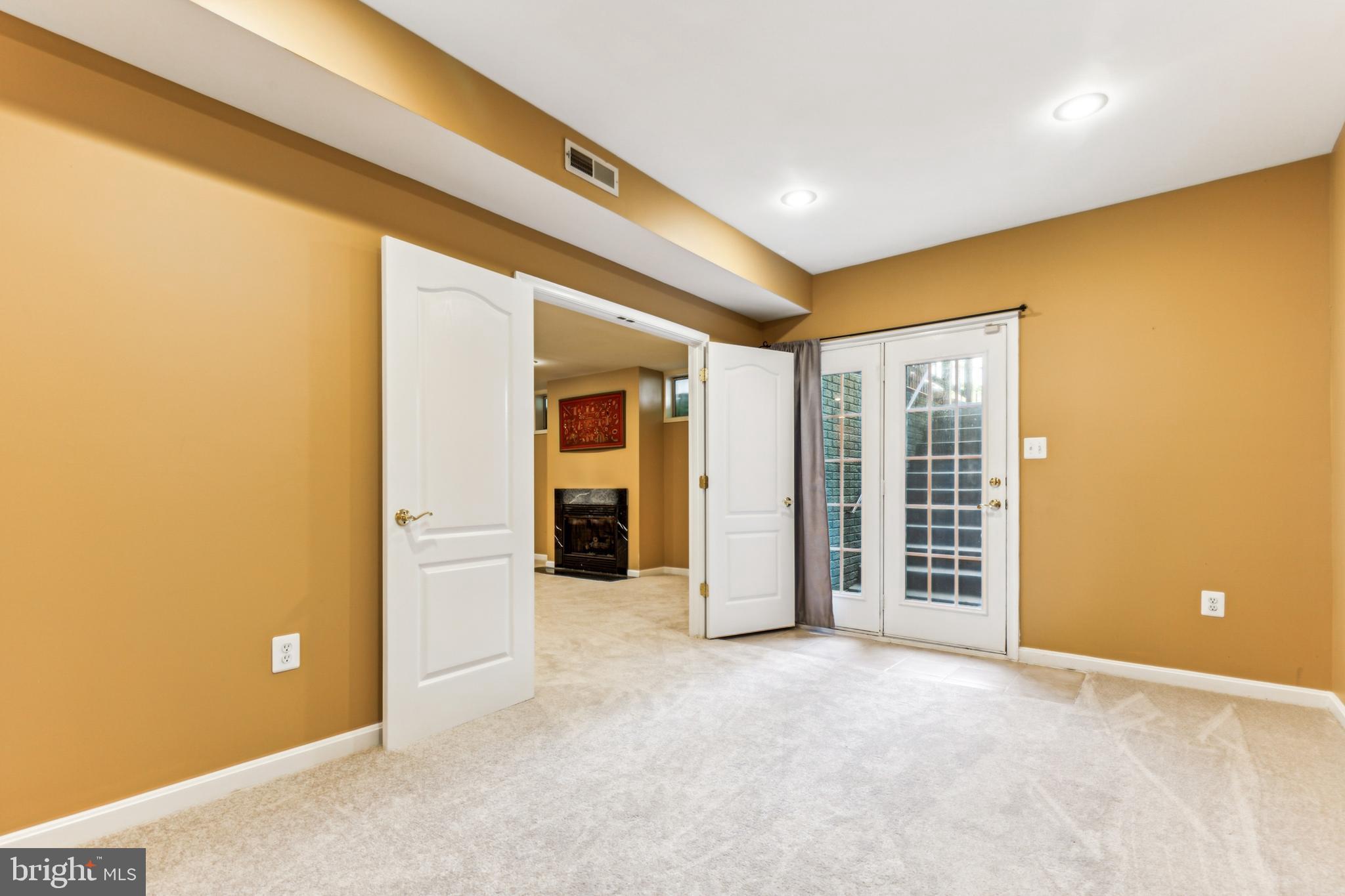 7129 Ayers Meadow Ln