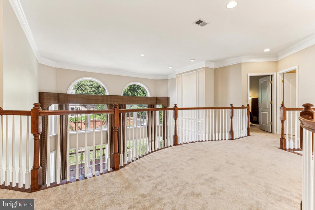 7129 Ayers Meadow Ln