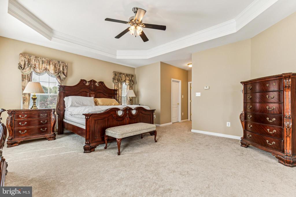 7129 Ayers Meadow Ln