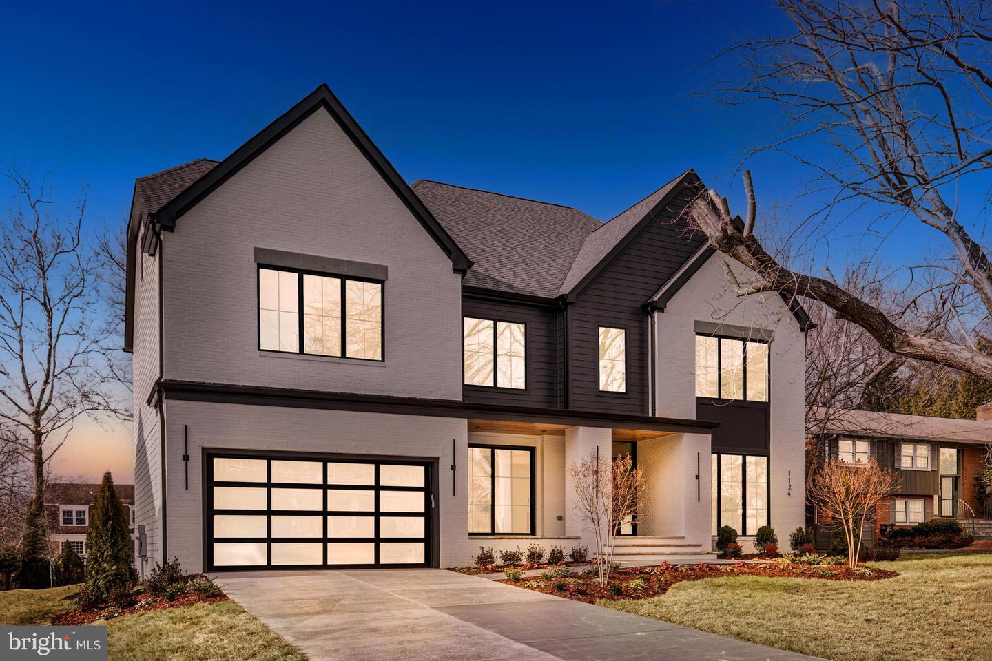 1124 Guilford Ct