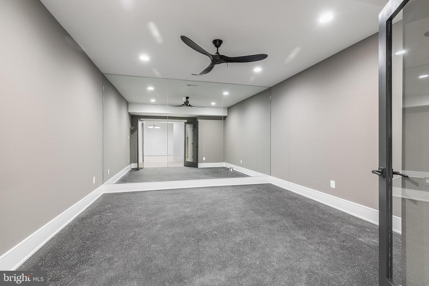 1124 Guilford Ct
