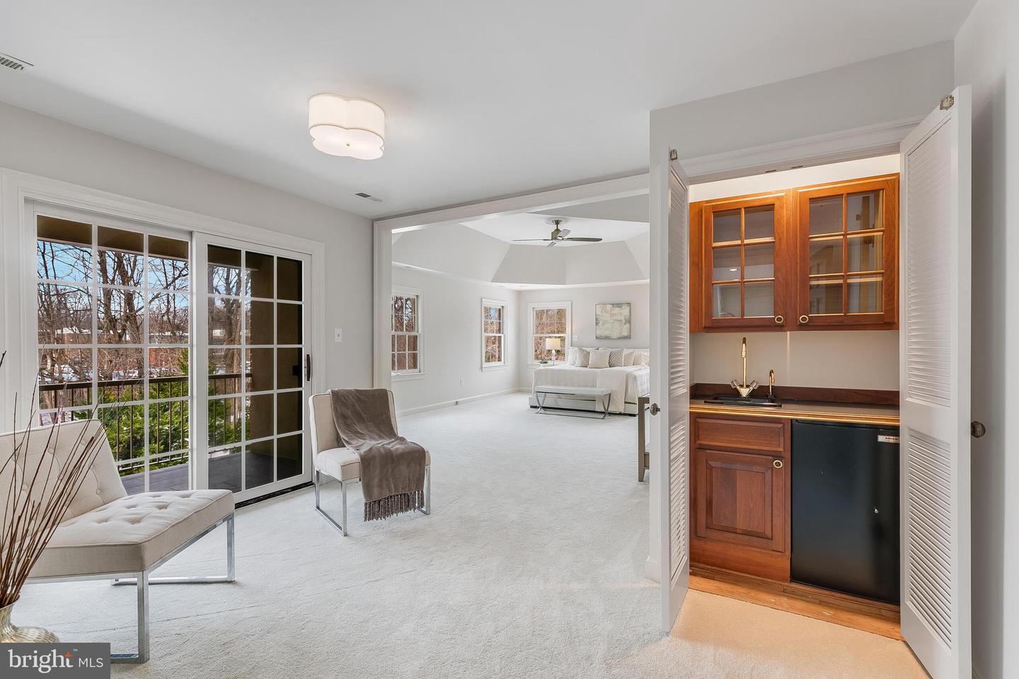 1008 Jarvis Ct