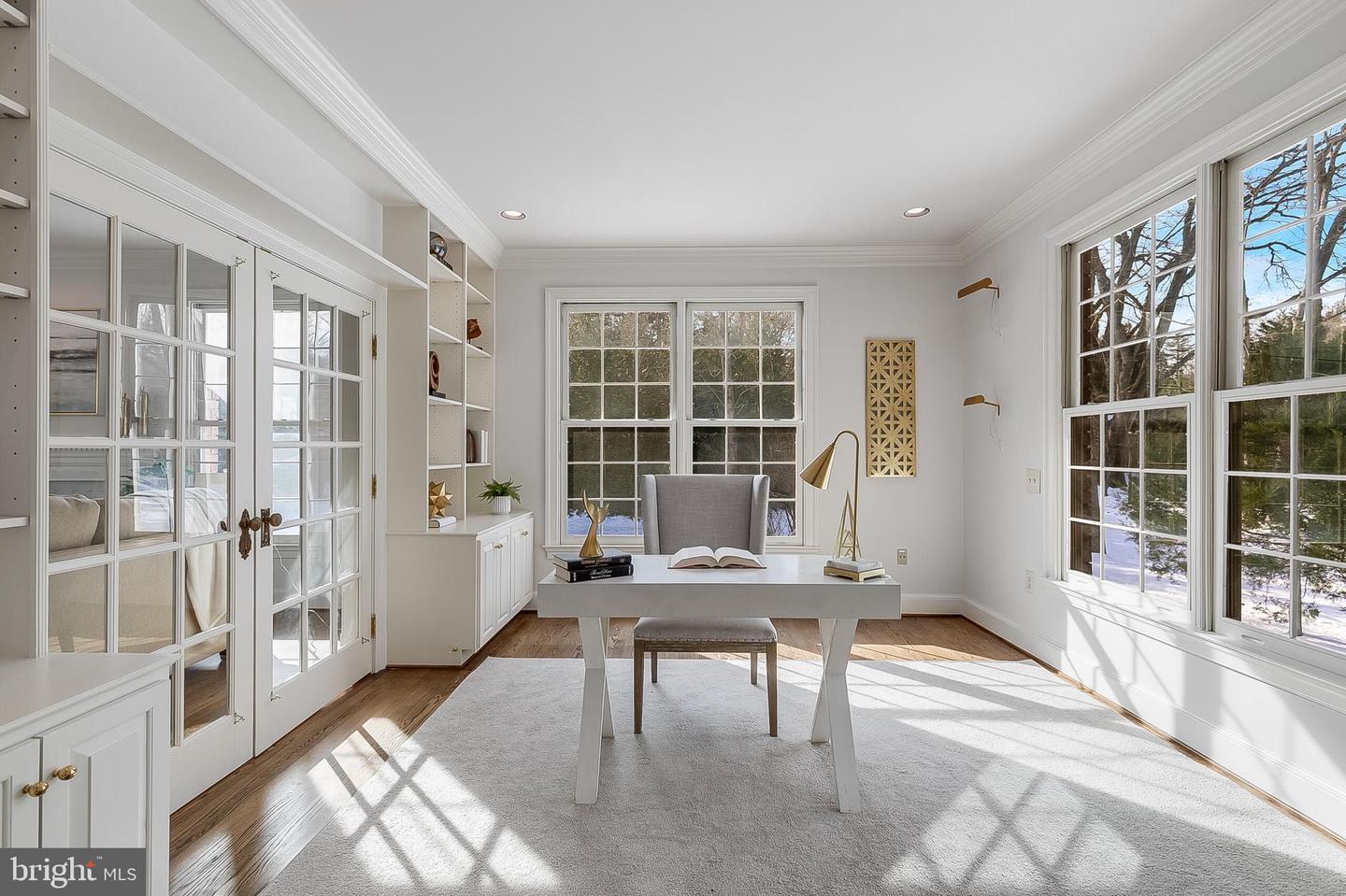 1008 Jarvis Ct