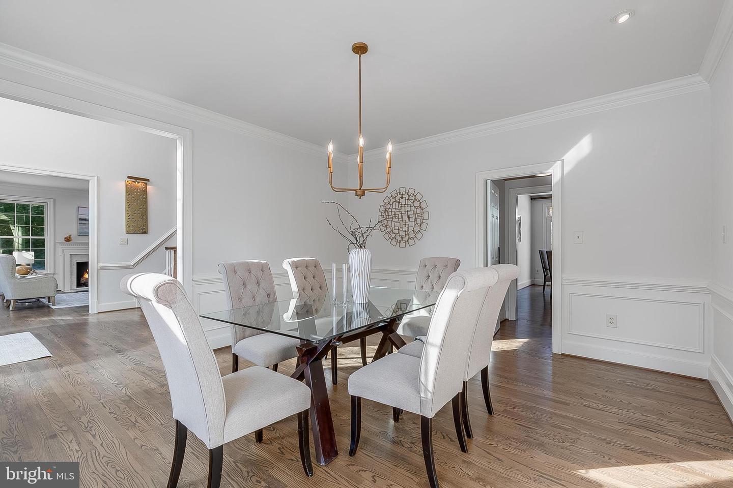 1008 Jarvis Ct