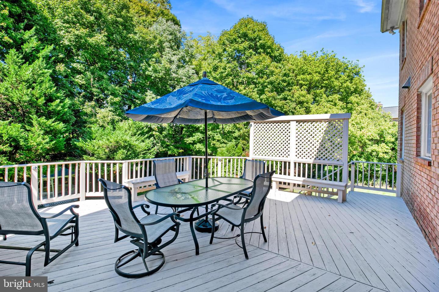 1008 Jarvis Ct