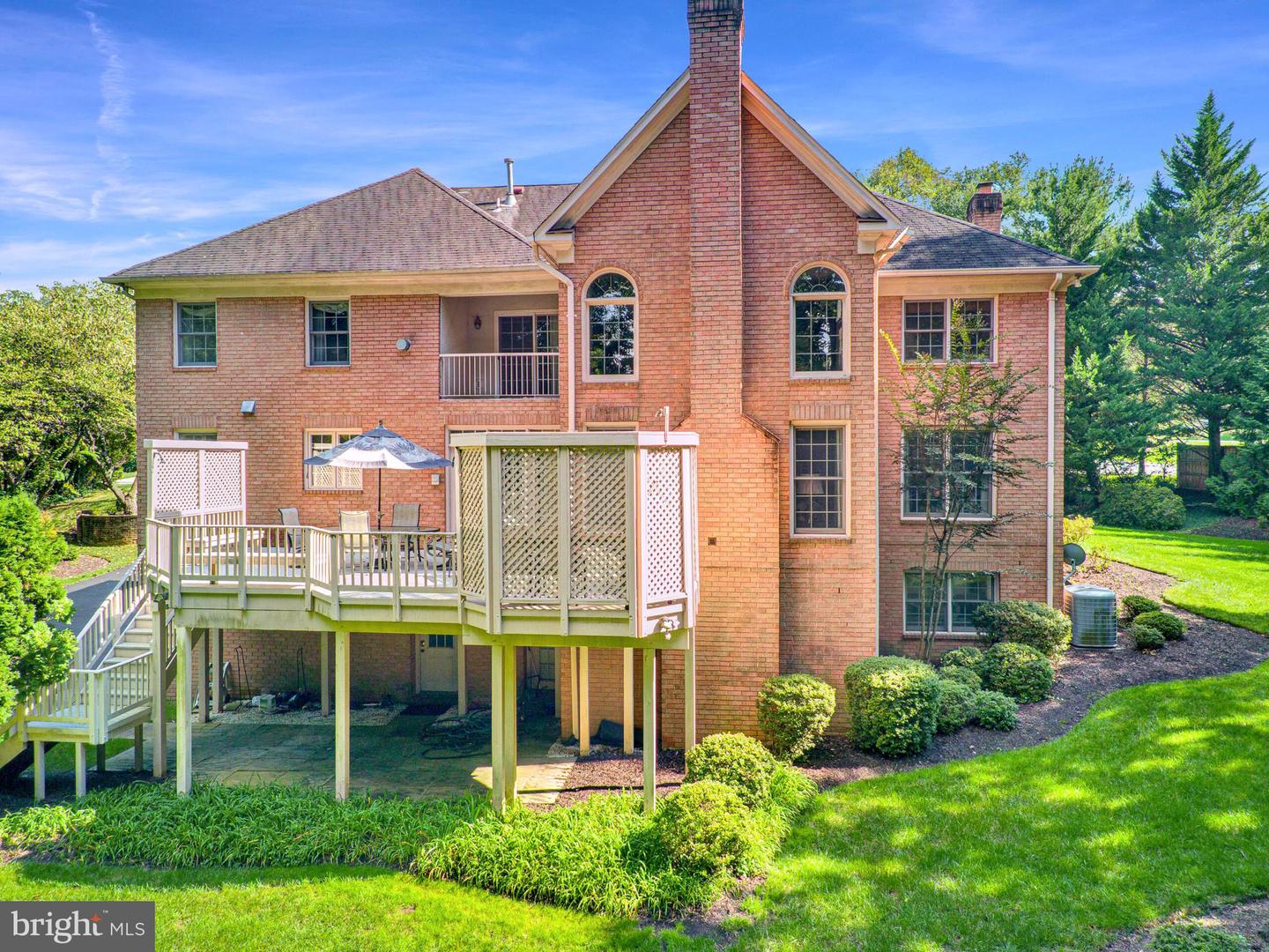 1008 Jarvis Ct