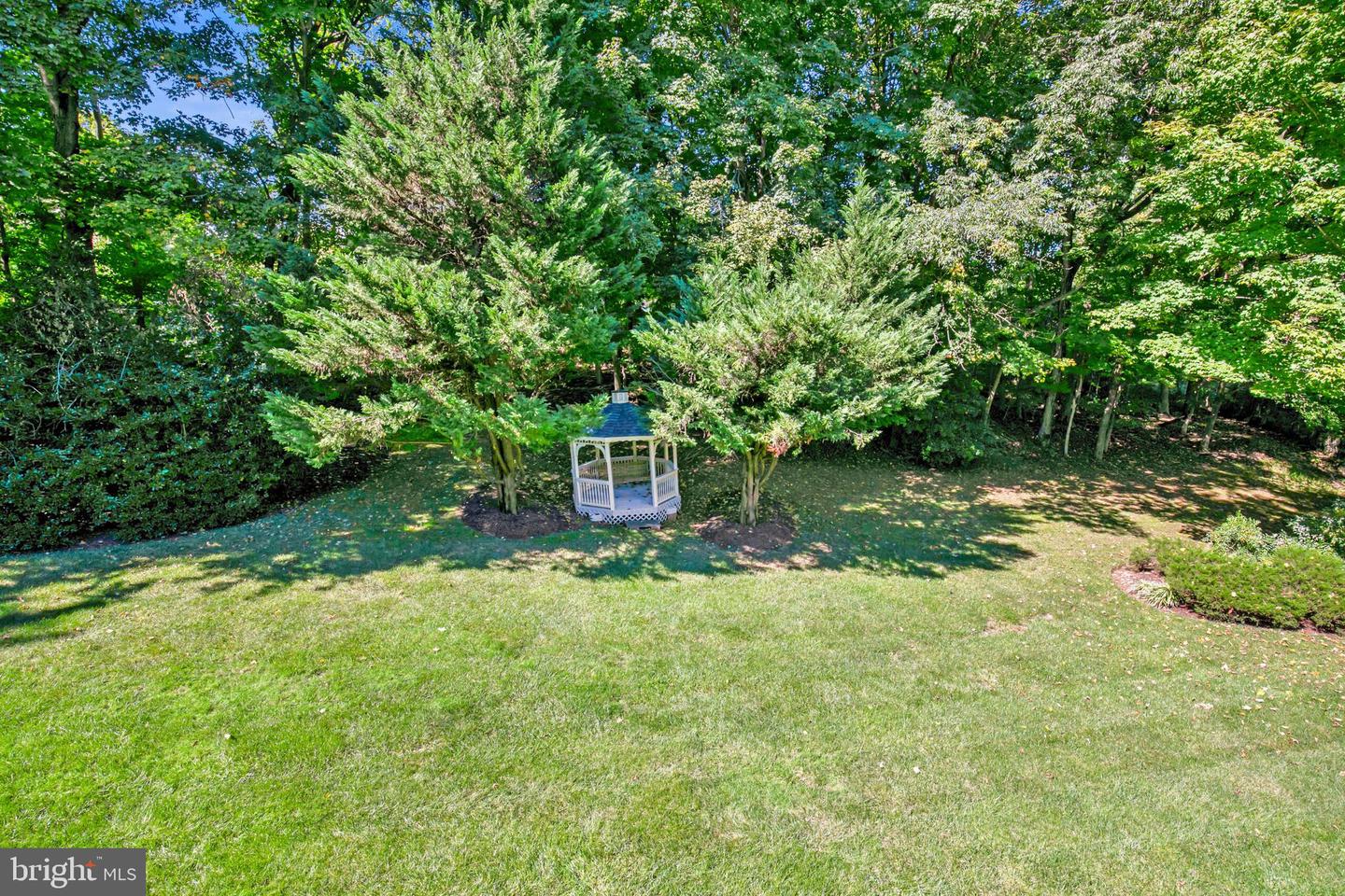 1008 Jarvis Ct