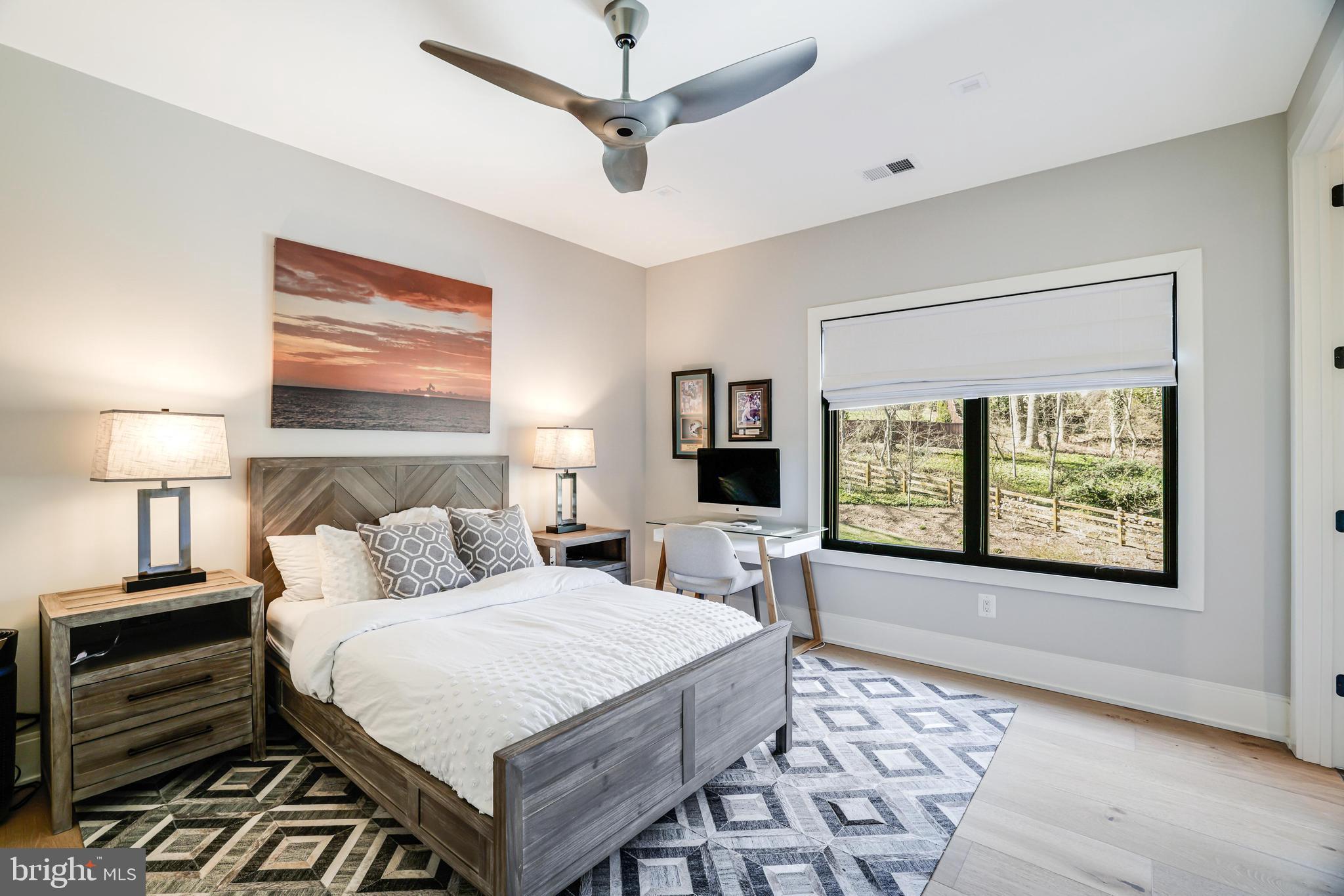 1544 FOREST VILLA LANE