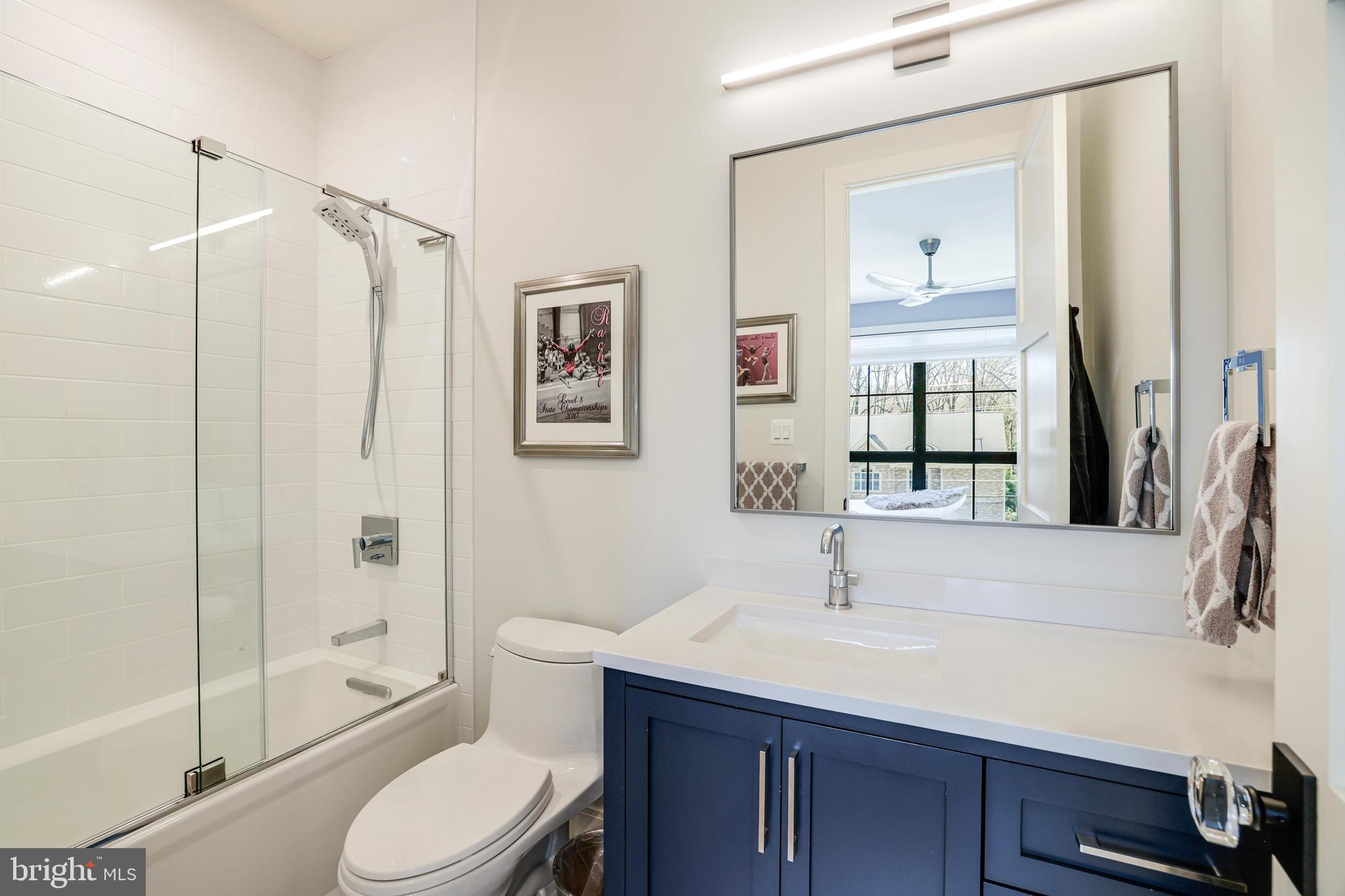 1544 FOREST VILLA LANE