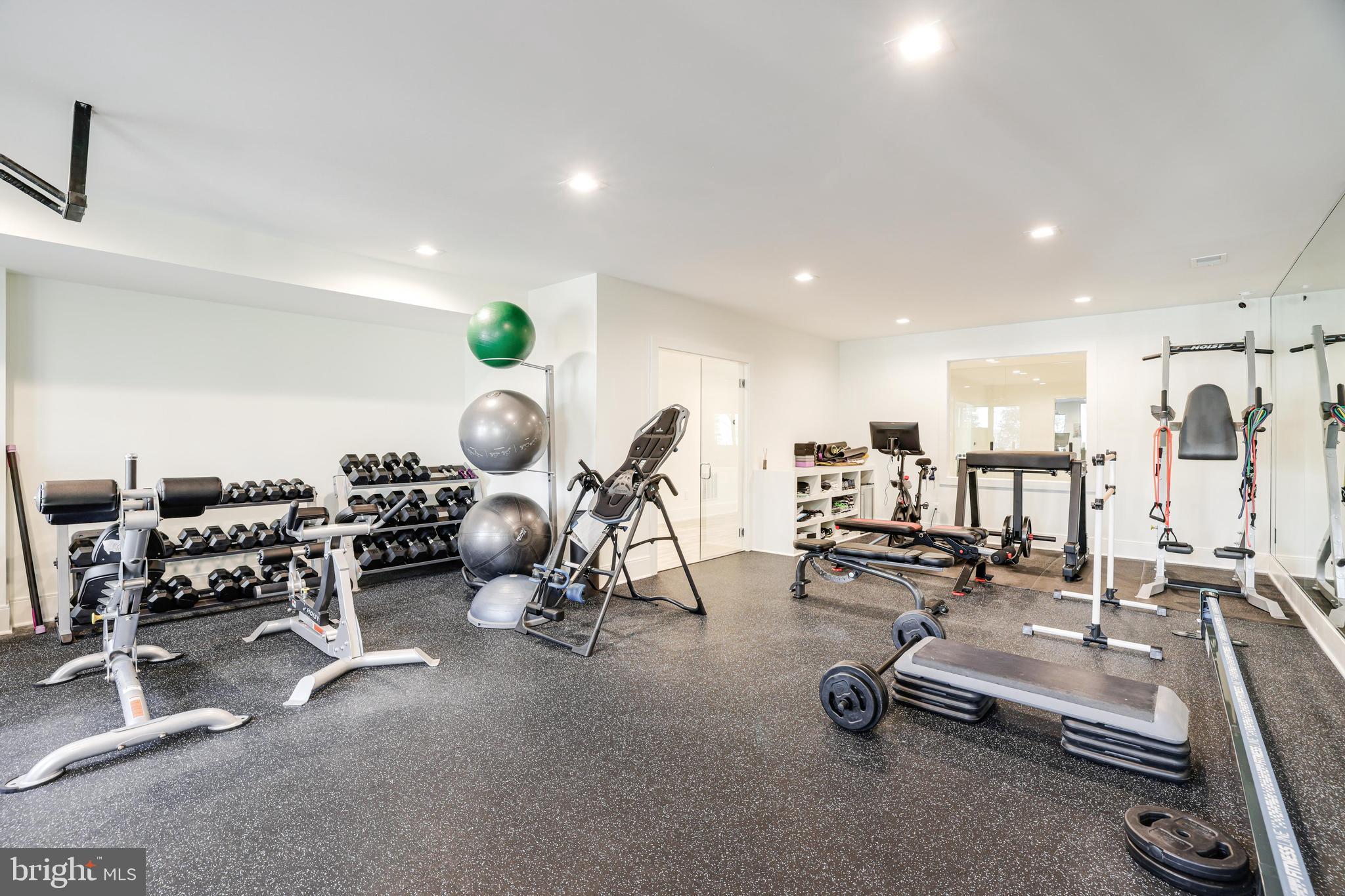 1544 FOREST VILLA LANE