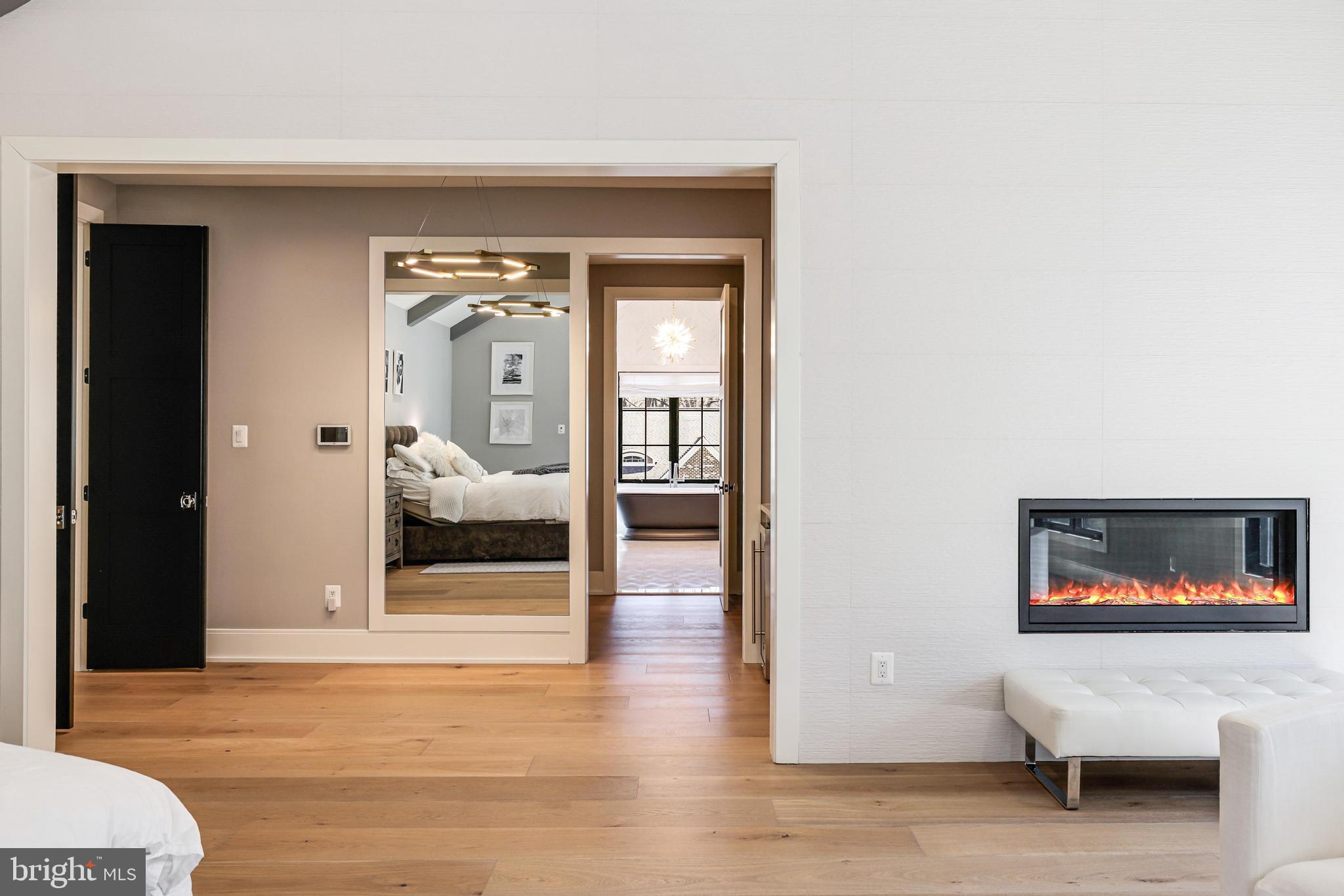 1544 FOREST VILLA LANE