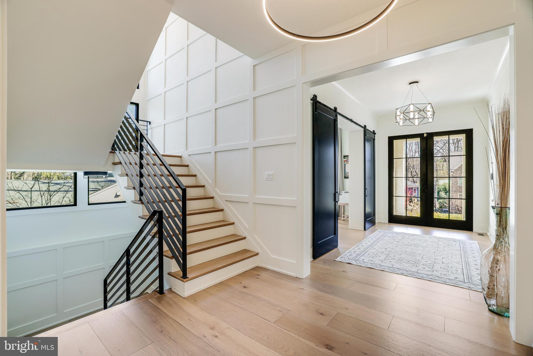 1544 FOREST VILLA LANE