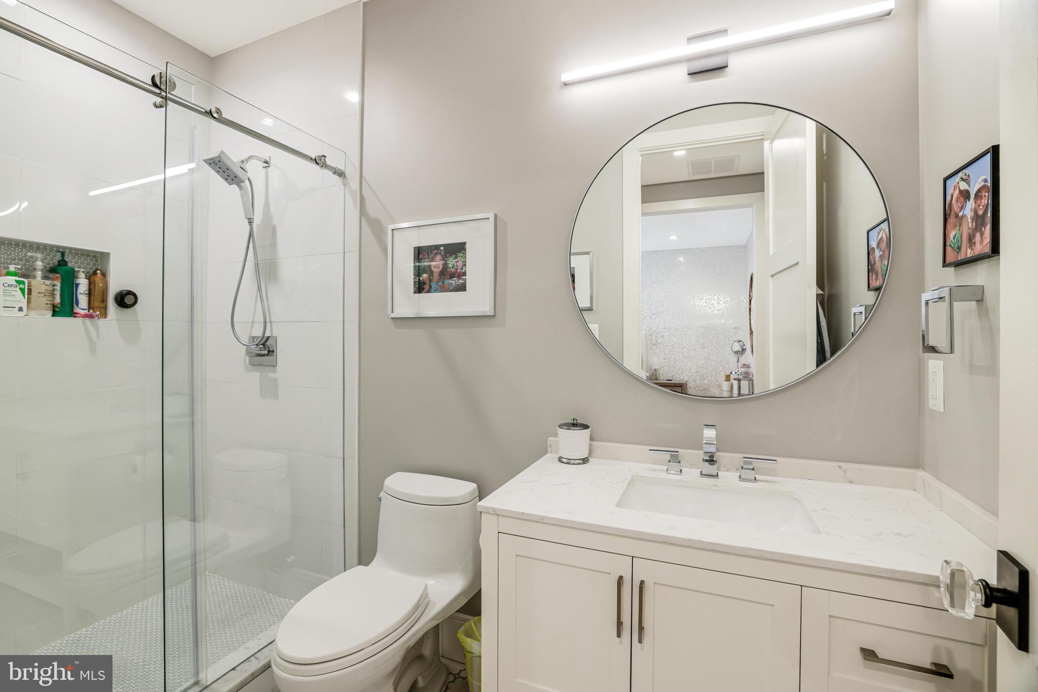 1544 FOREST VILLA LANE