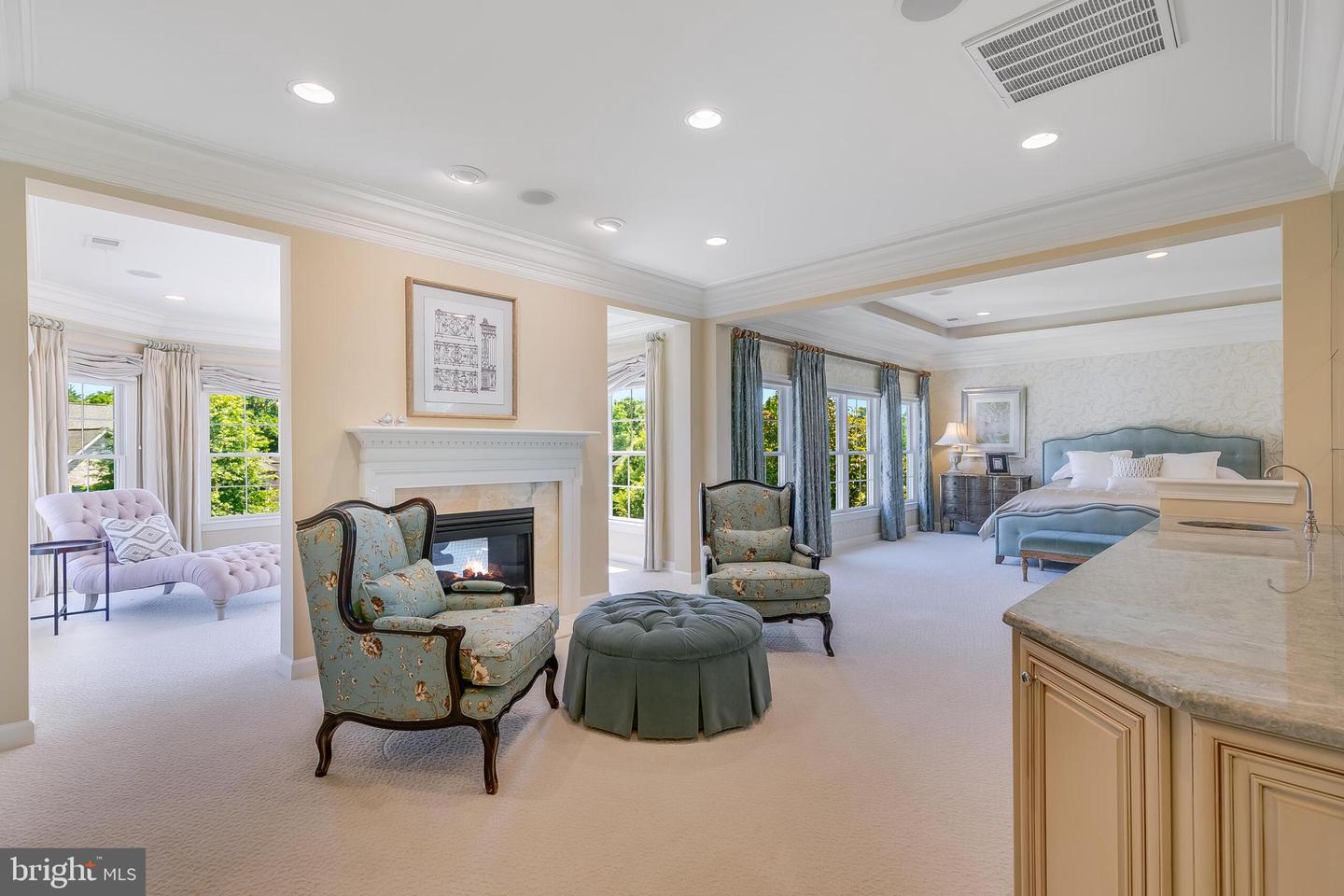 9628 Maymont Dr