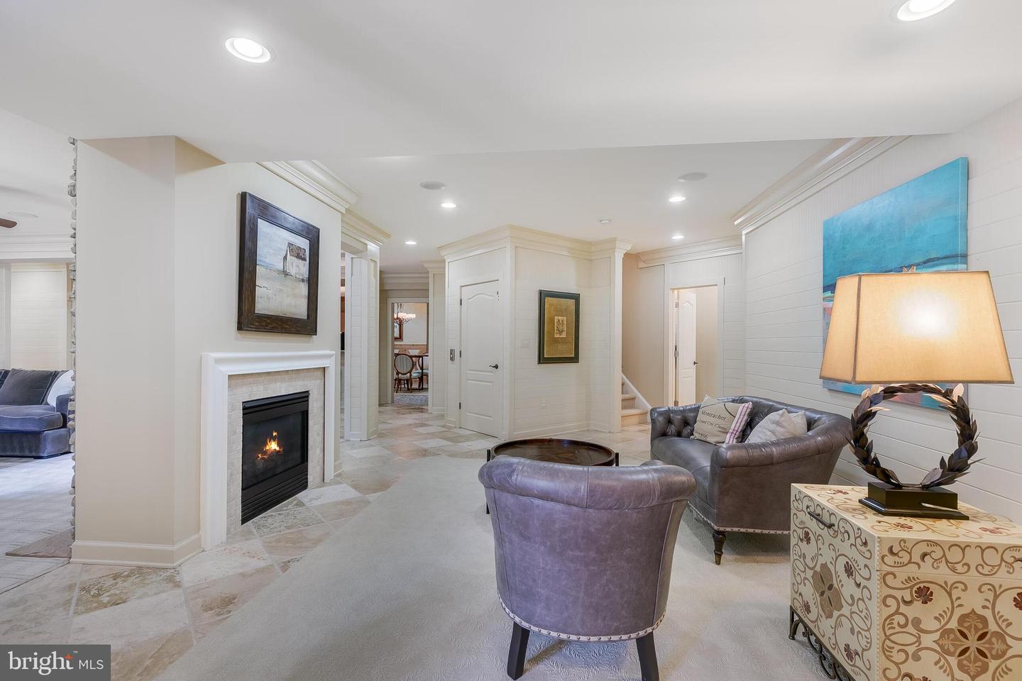 9628 Maymont Dr