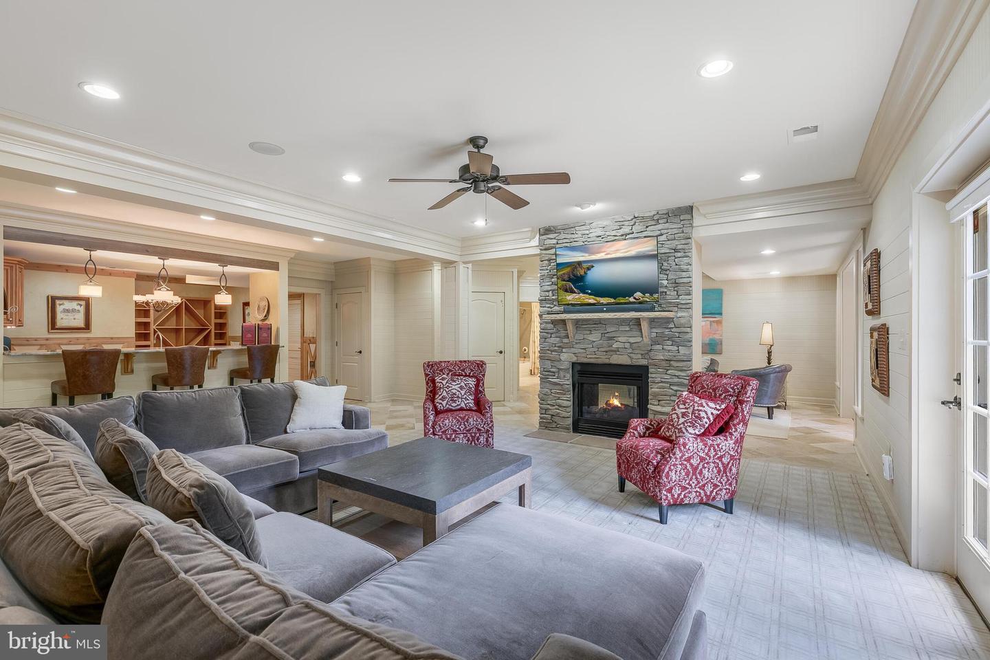 9628 Maymont Dr
