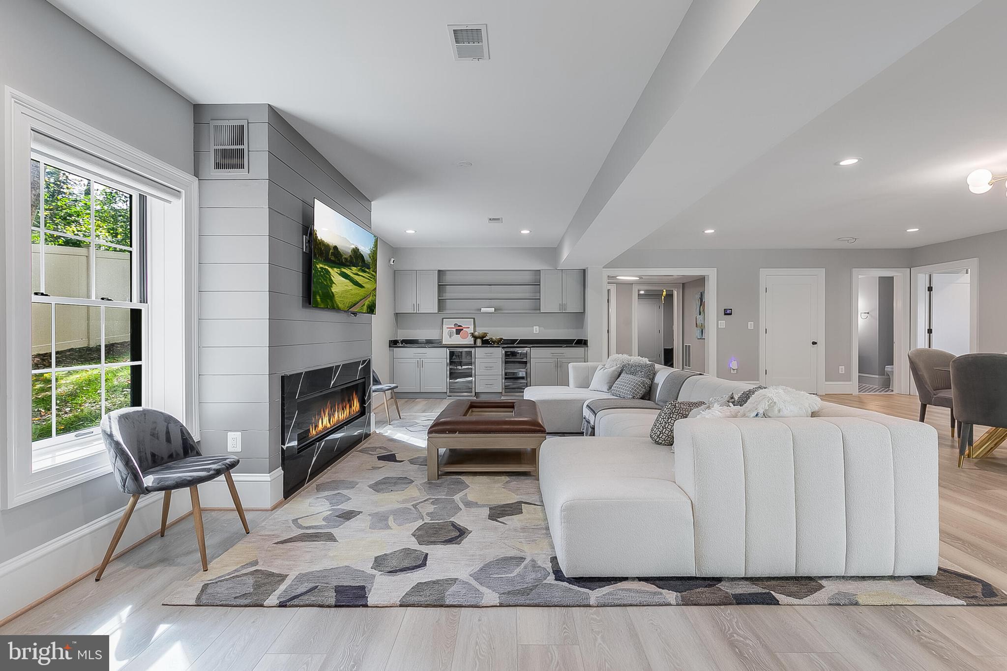 7002 A RIVER OAKS DRIVE