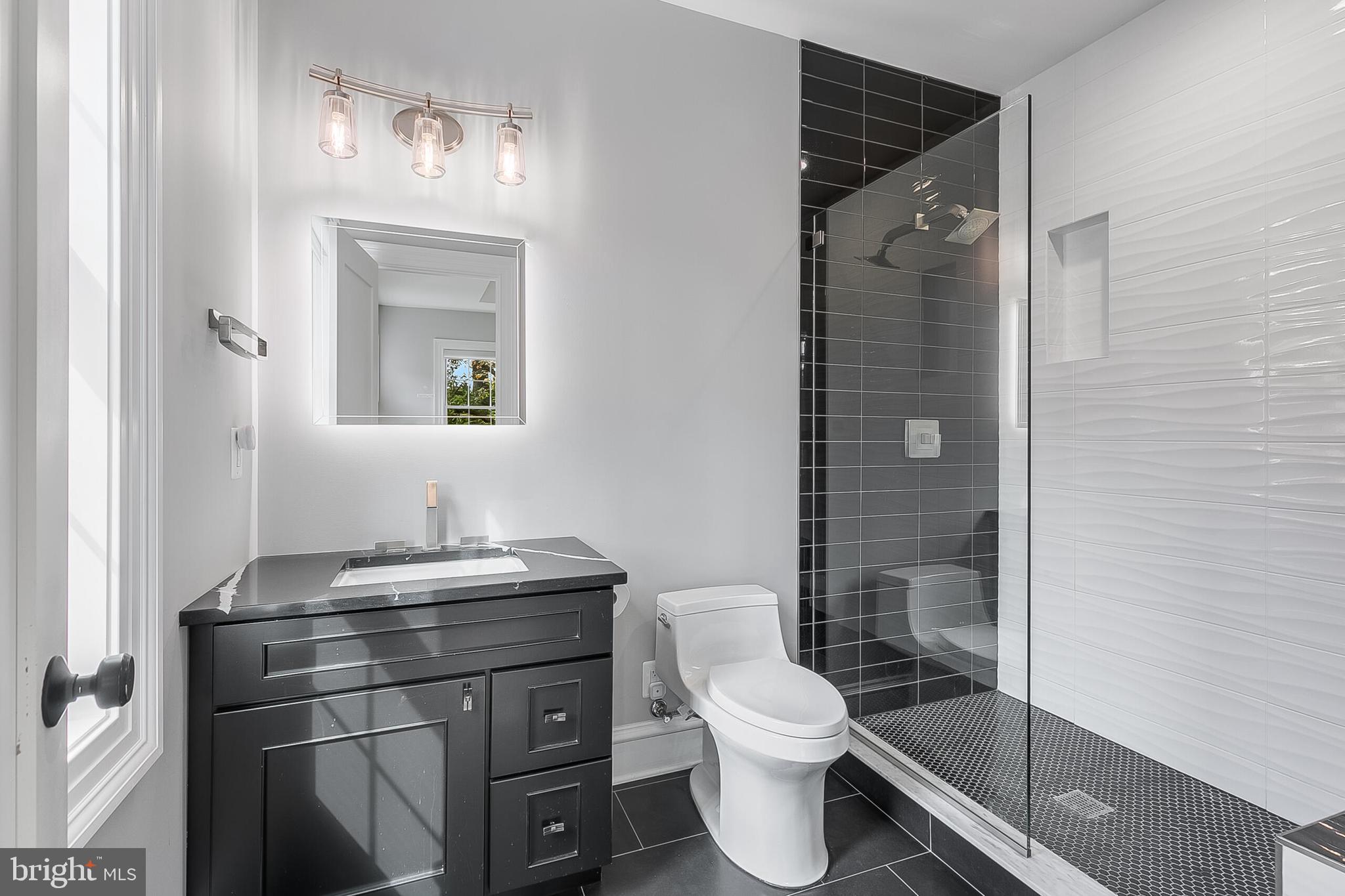 7002 A RIVER OAKS DRIVE